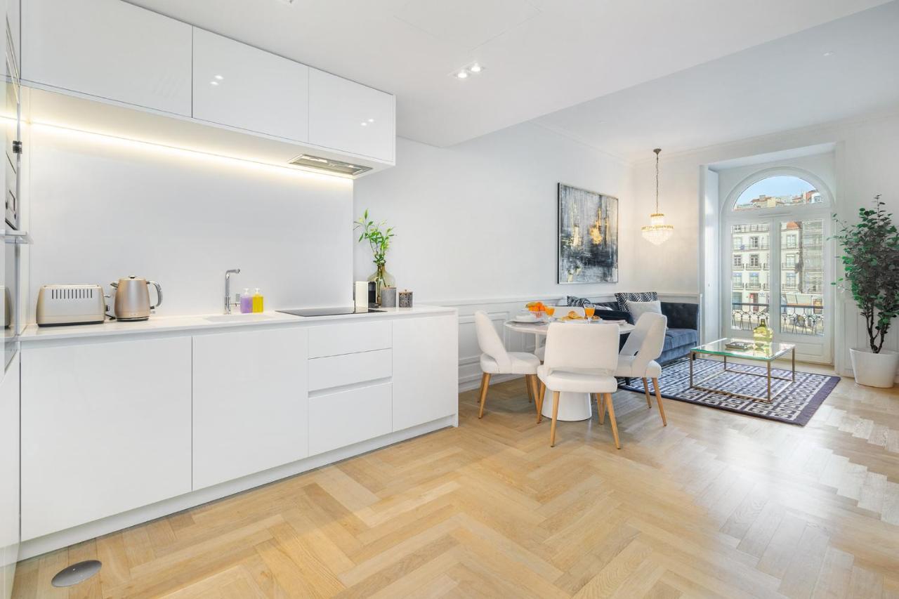 Whome | The Boulevard Prime Location & Timeless Luxury Apartment Lissabon